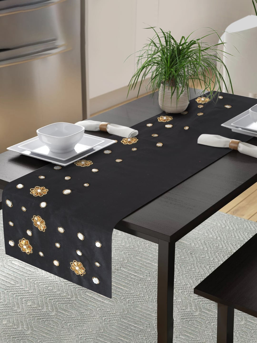 

Alina decor Black & White Embroidered Table Runners