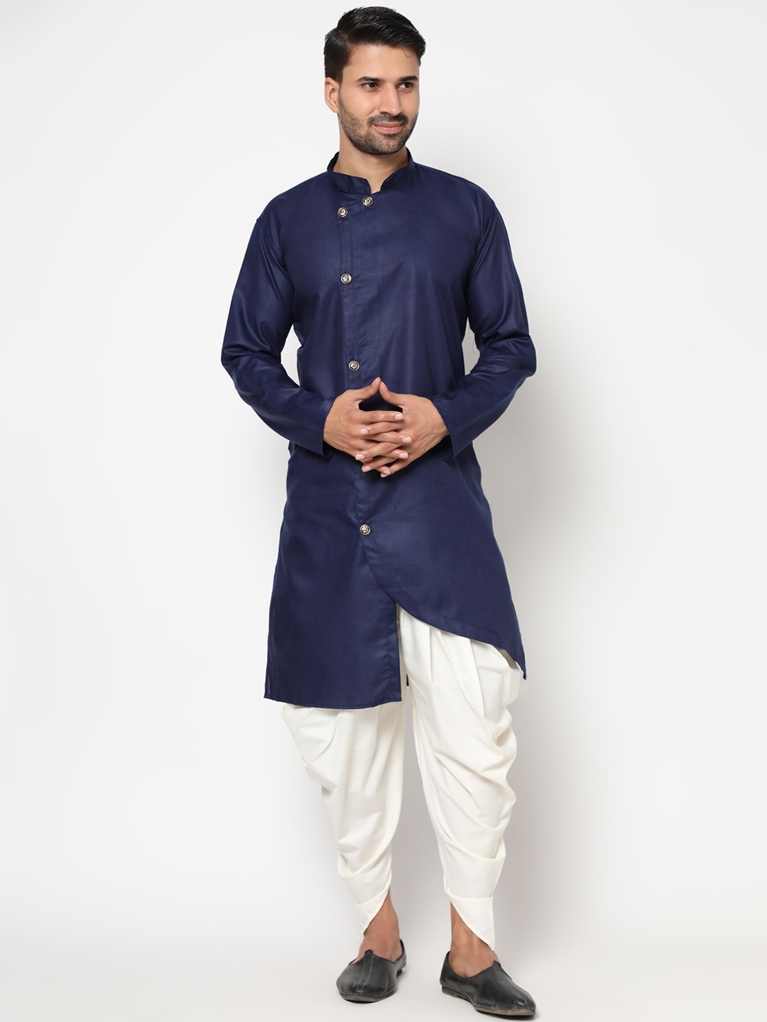 

RUDRAKSH Men Navy Blue Linen Kurta with Pyjamas