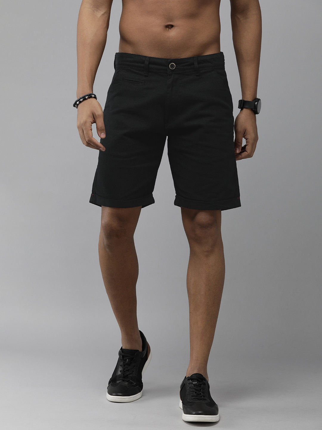 

The Roadster Lifestyle Co Men Black Pure Cotton Chino Shorts