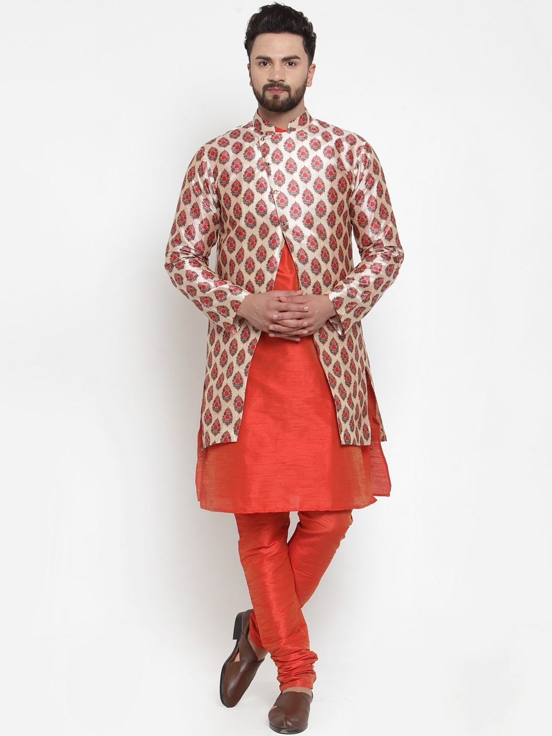 

Kaifoo Men Orange Printed Kurta with Churidar & Jacket