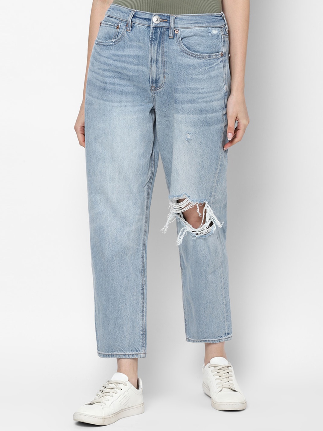 

AMERICAN EAGLE OUTFITTERS Women Blue Highly Distressed Heavy Fade Pure Cotton Crop Jeans