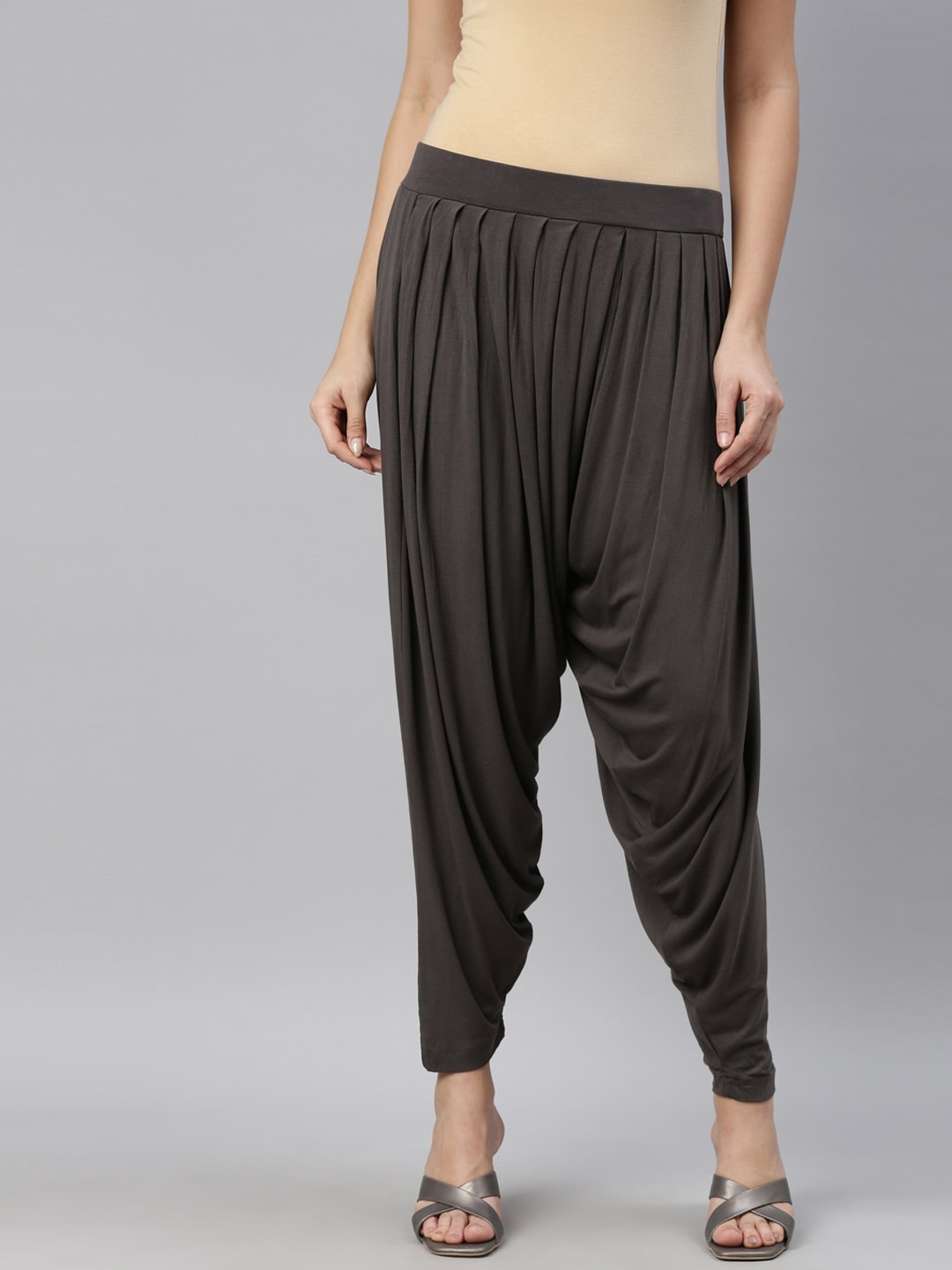 

Go Colors Women Grey Solid Patiala Salwar