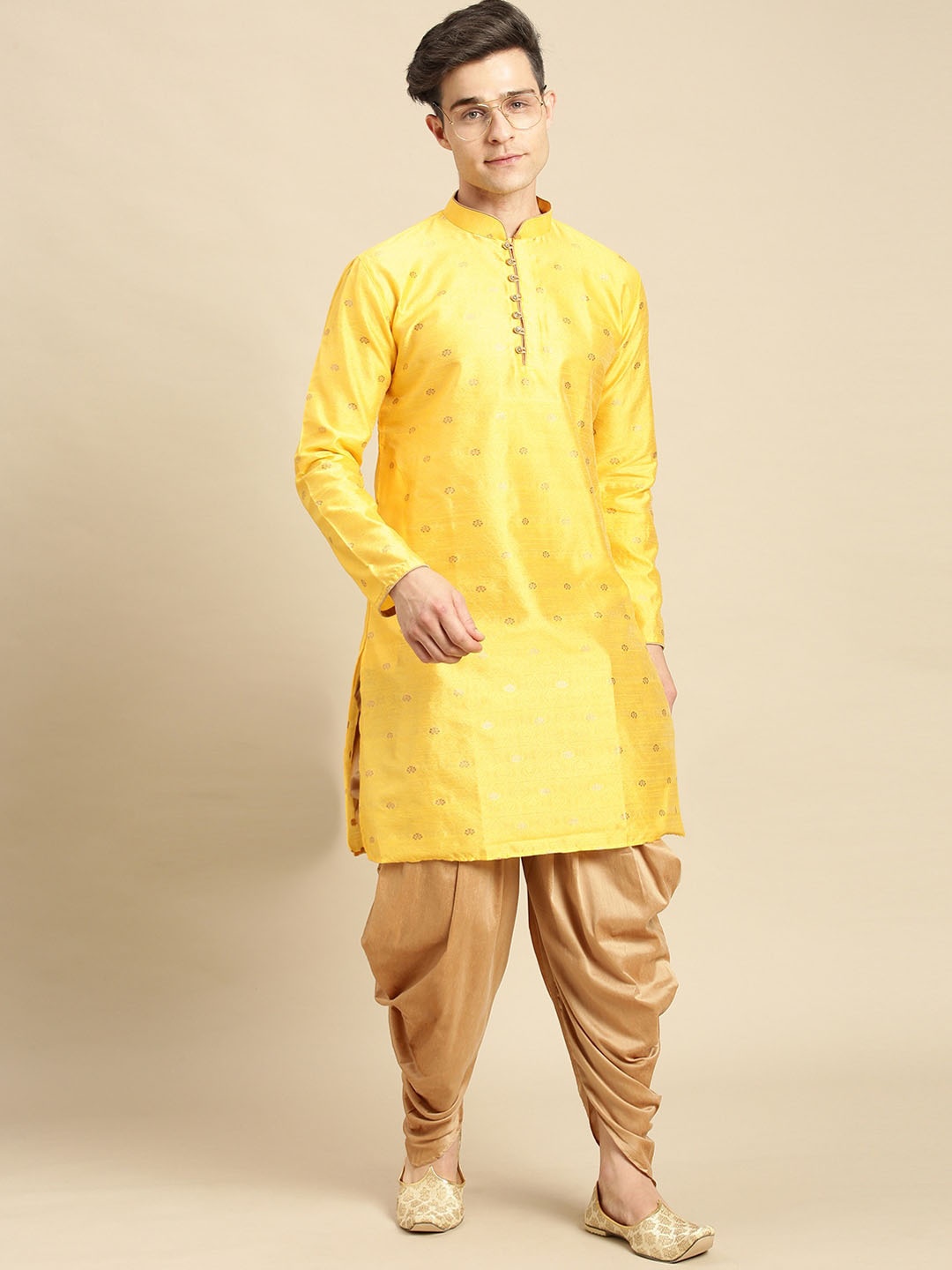 

Sanwara Men Yellow Kurta with Dhoti Pants
