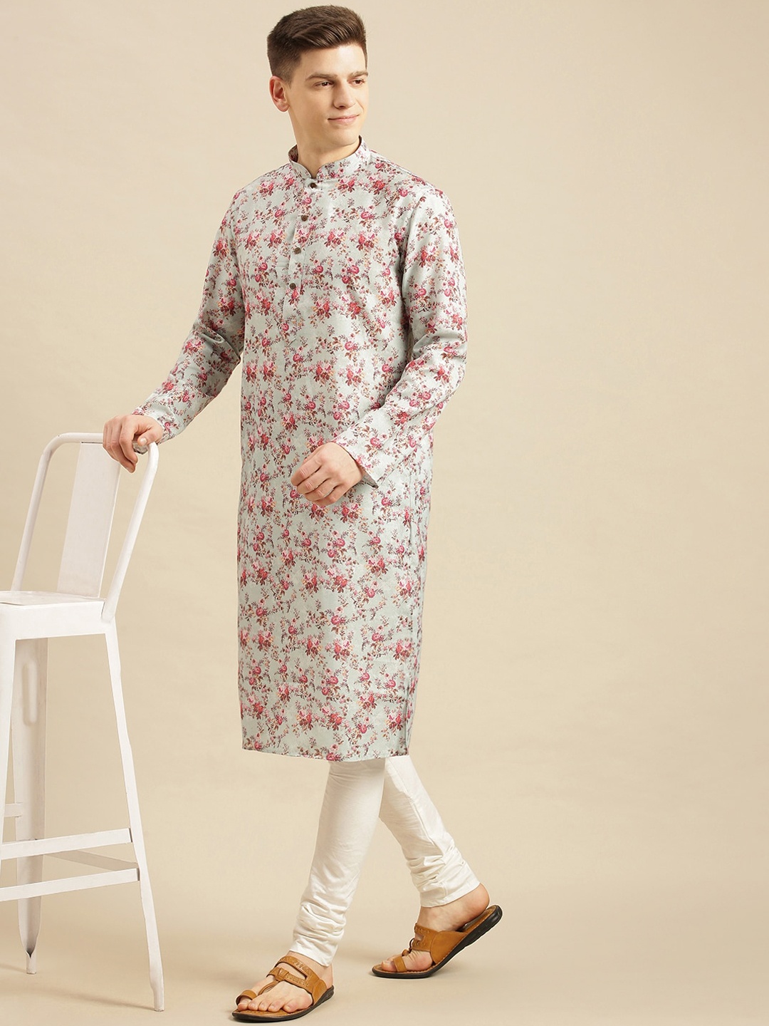 

Sanwara Men Blue Floral Printed Pure Cotton Kurta Set