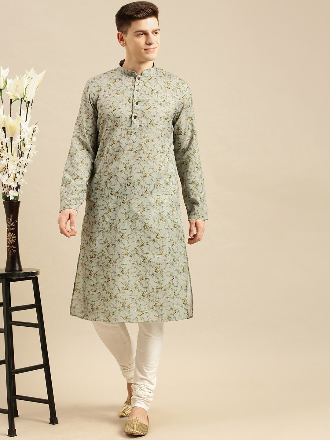 

Sanwara Men Green Printed Pure Cotton Kurta with Churidar