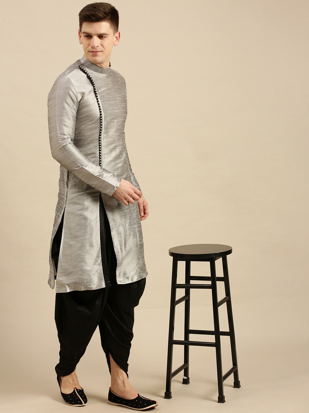 

Sanwara Men Silver-Toned & Black Angrakha Kurta with Dhoti Pants