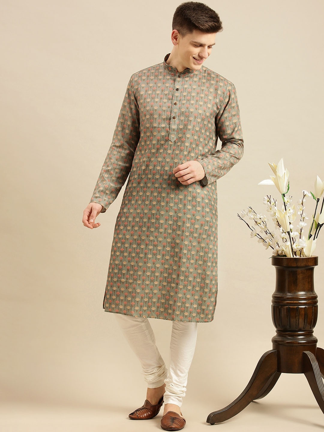 

Sanwara Men Green Ethnic Motifs Printed Pure Cotton Kurta with Churidar