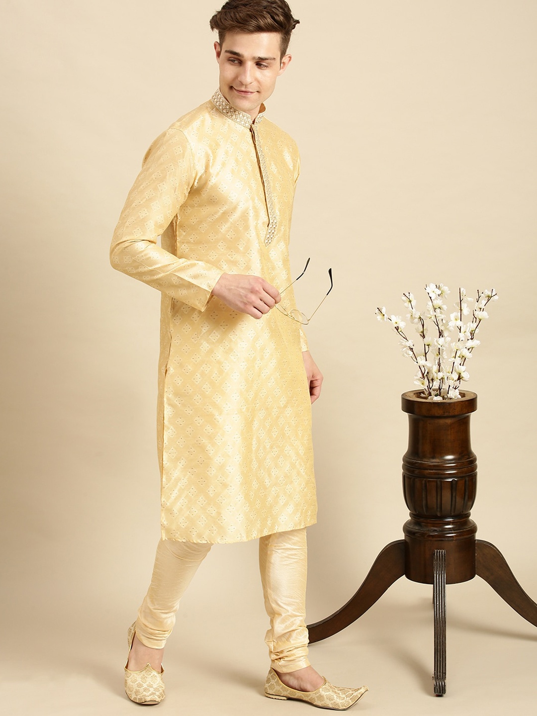 

Sanwara Men Beige Kurta with Churidar