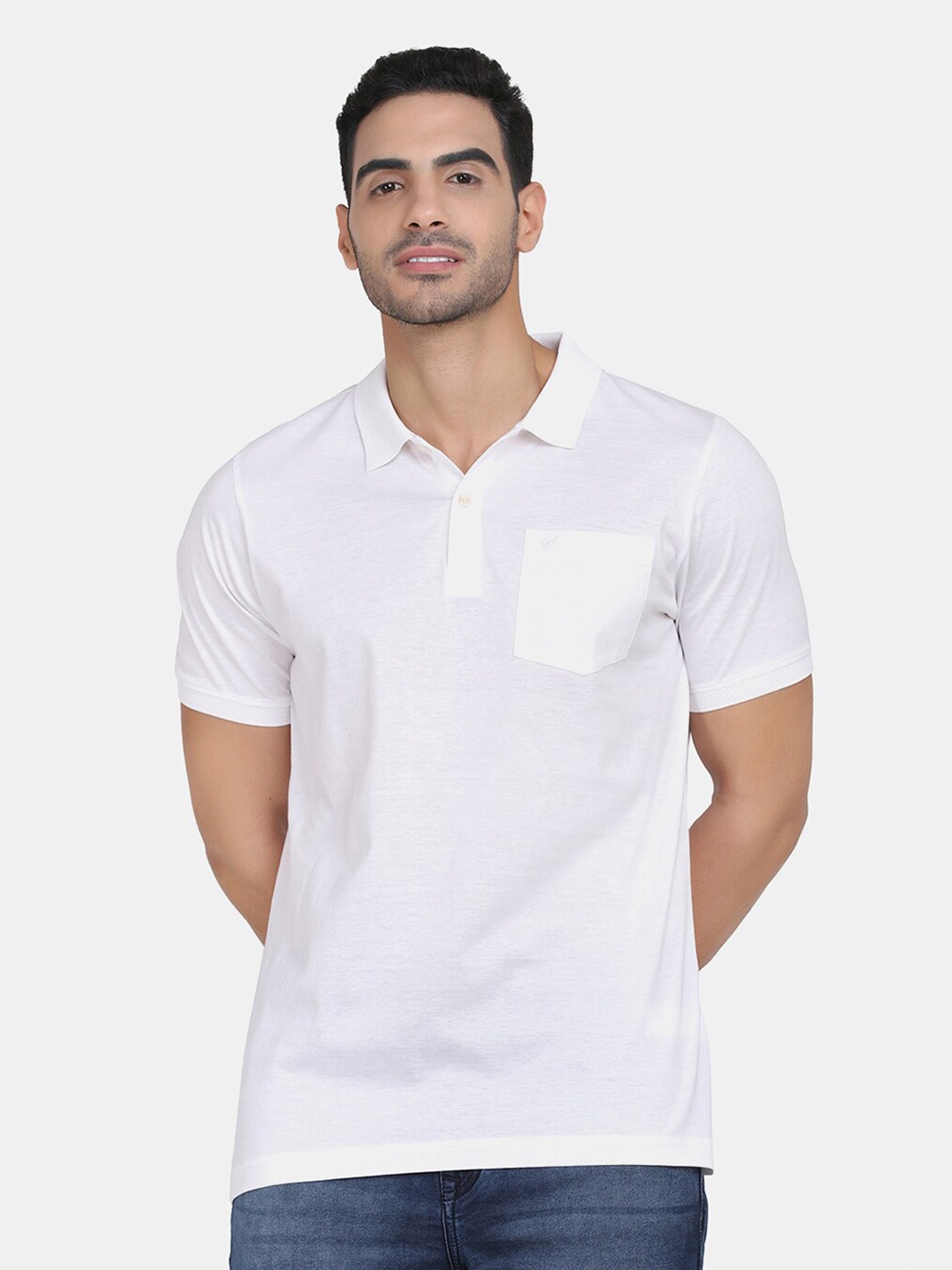 

Blackberrys Men White Polo Collar Slim Fit Cotton T-shirt