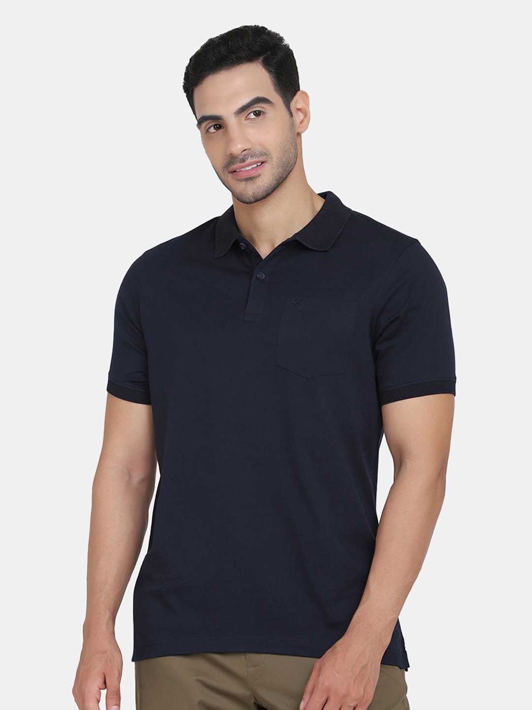 

Blackberrys Men Navy Blue Solid Cotton Polo Collar Slim Fit T-shirt