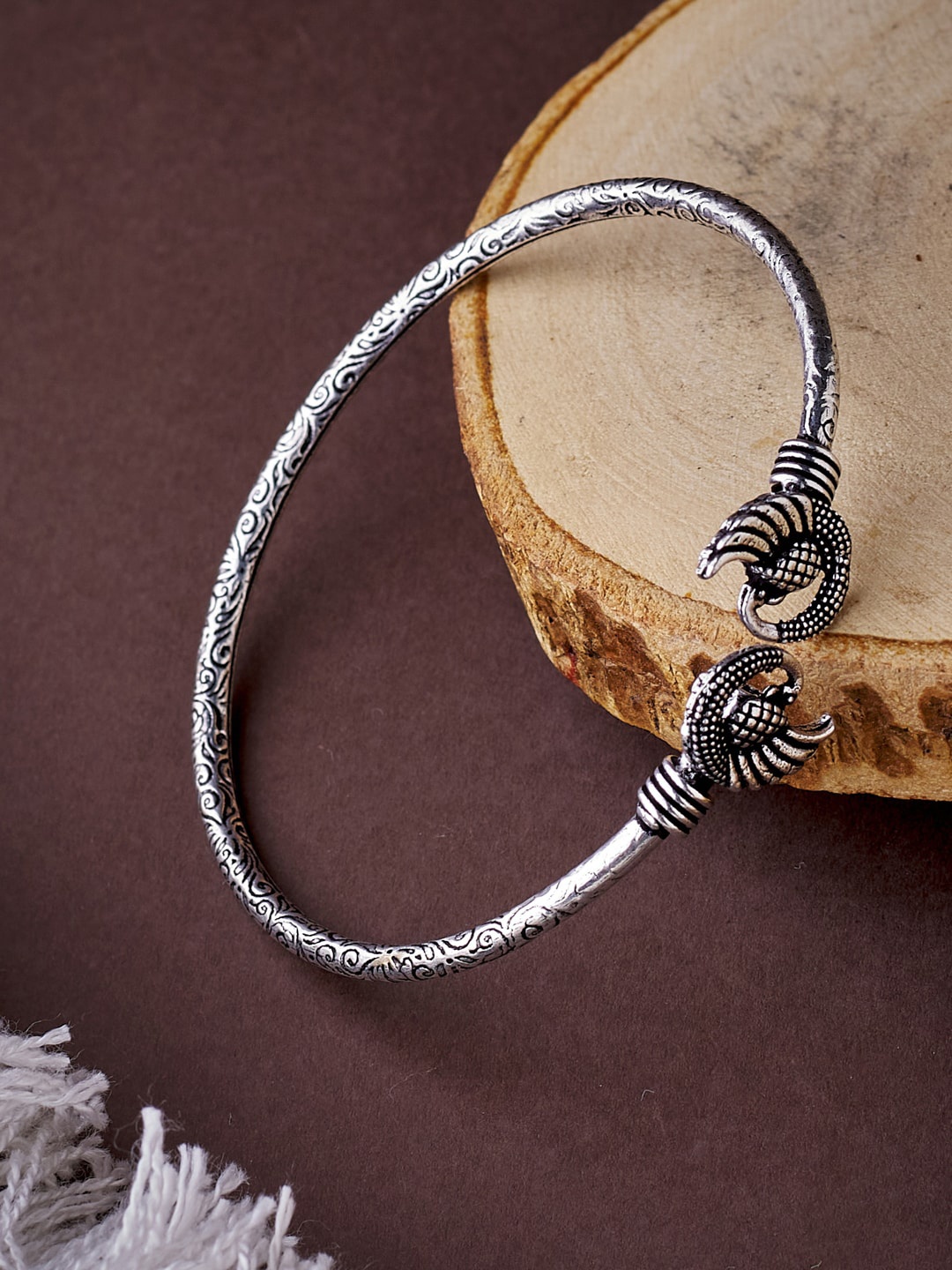 

ATIBELLE Silver Plated Oxidised Handcrafted Textured Bangle