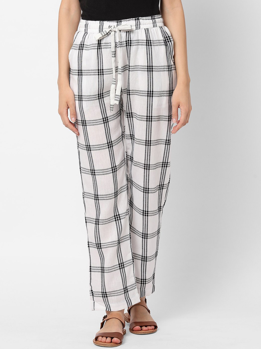 

VASTRADO Women White & Black Checked Lounge Pants
