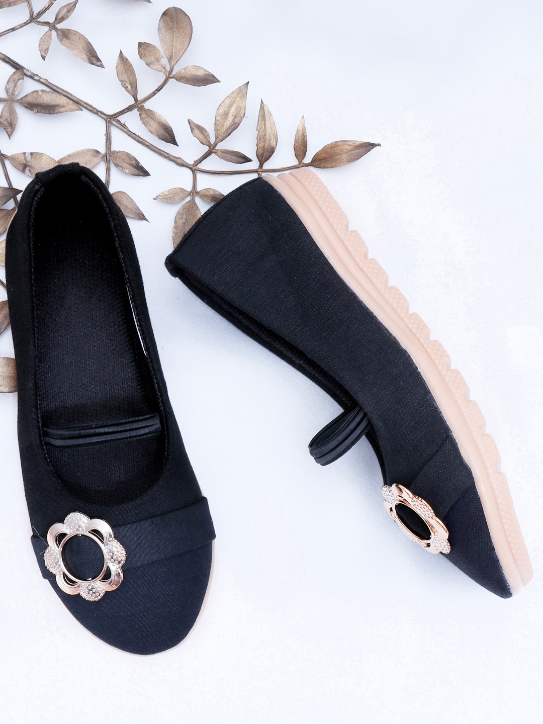 

DChica Girls Black Embellished Ballerinas