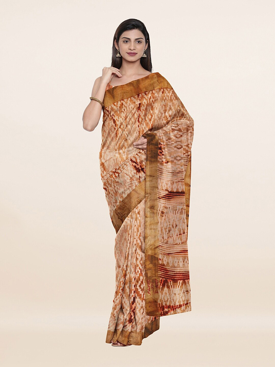 

Pothys Beige Abstract Printed Cotton Blend Saree