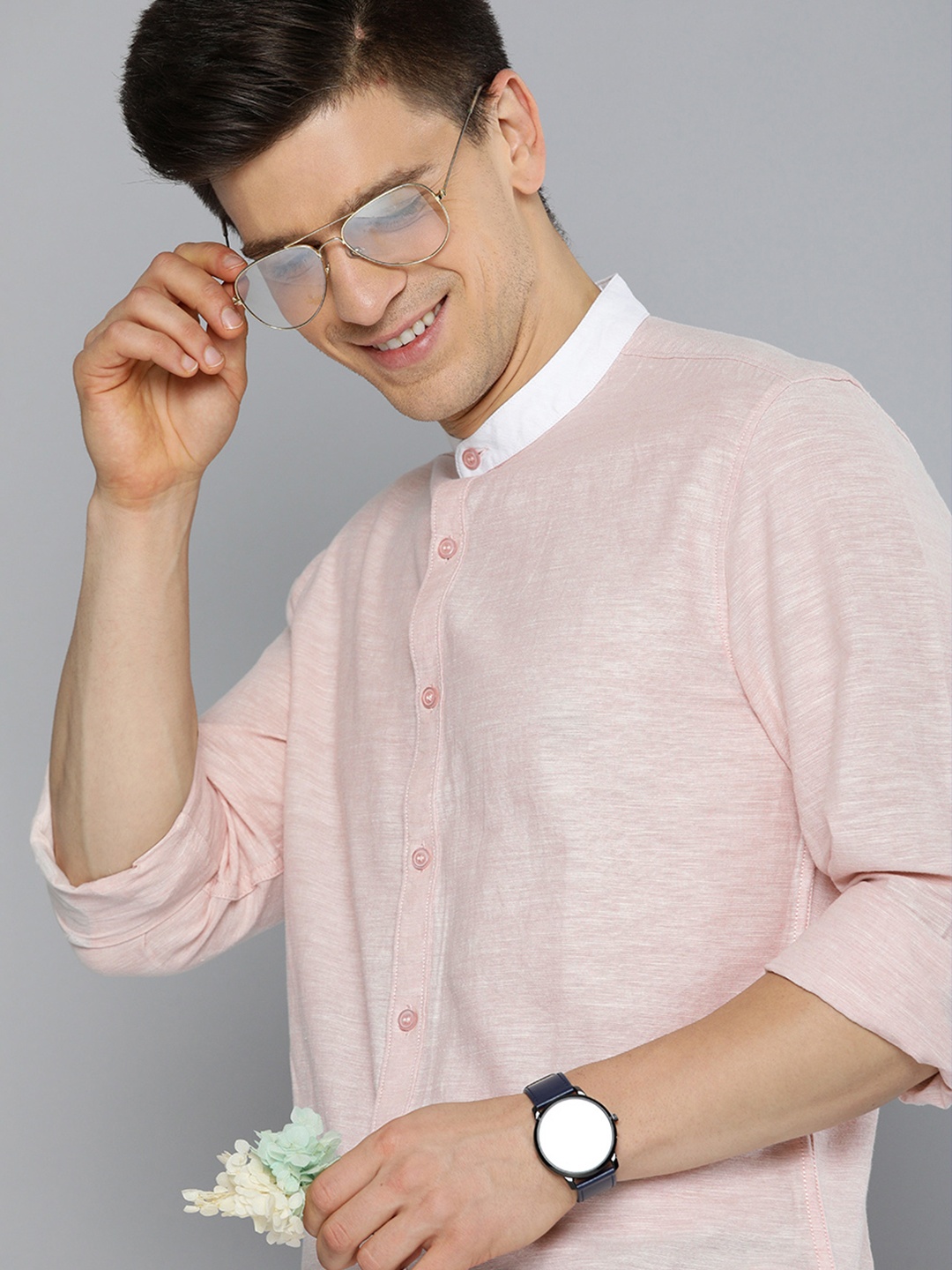 

Mast & Harbour Men Pink & White Colourblocked Slim Fit Casual Cotton Linen Shirt