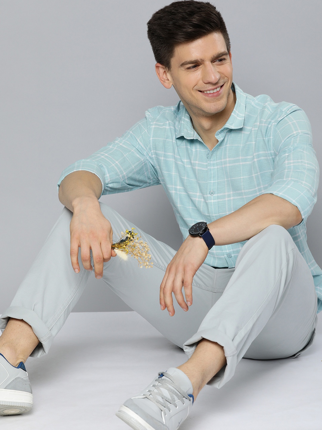 

Mast & Harbour Men Blue Slim Fit Checked Casual Shirt