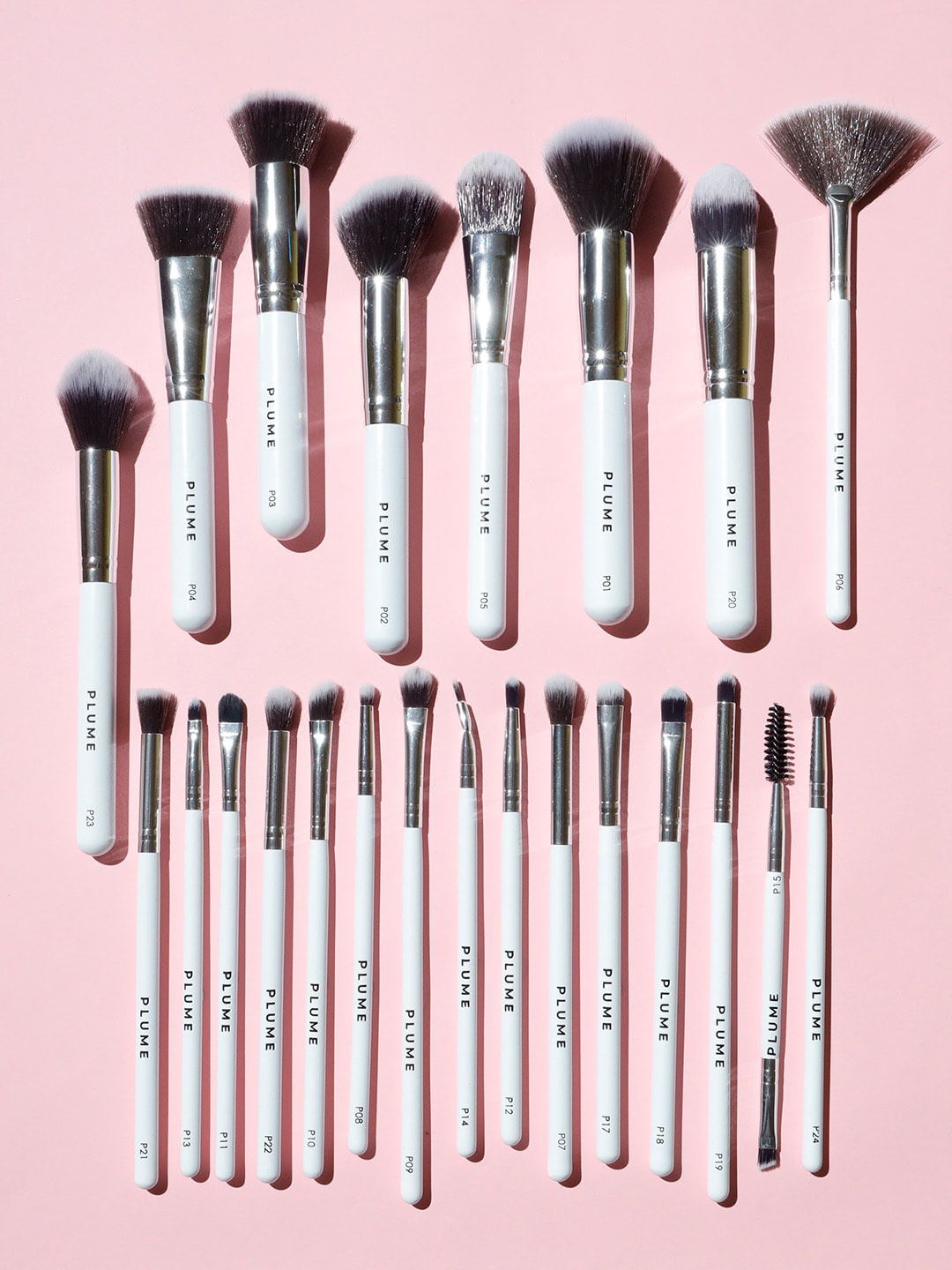 

Plume Set of 23 Professional Makeup Brushes with Roll-On Brush Bag, White