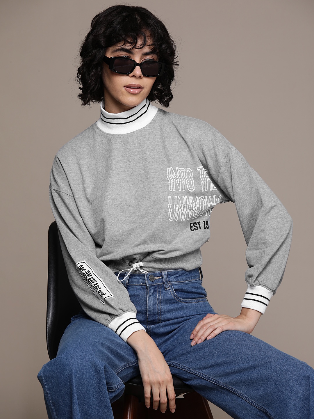 

The Roadster Lifestyle Co. Women Printed Sweatshirt, Grey