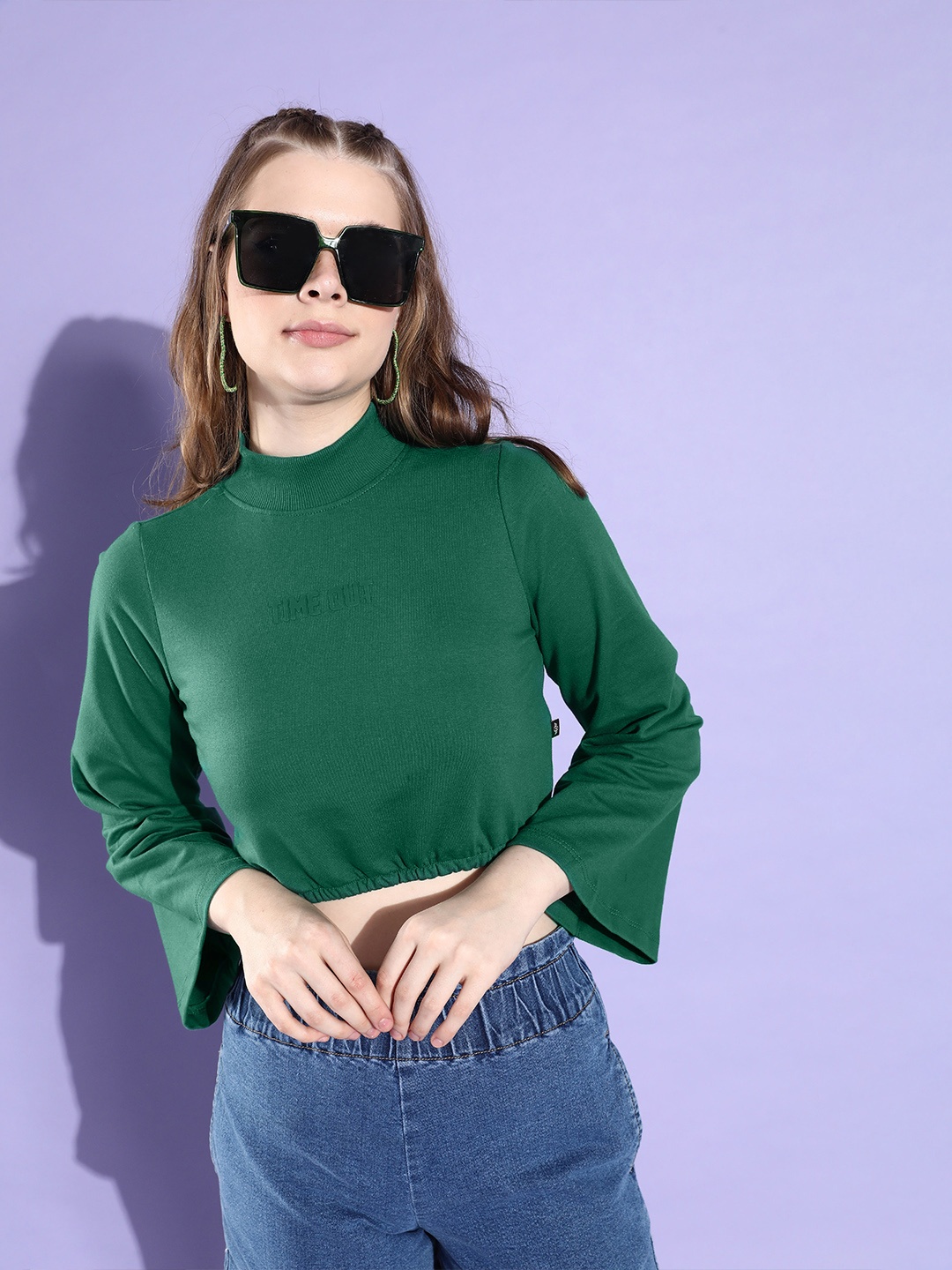 

The Roadster Lifestyle Co. Women Printed High Neck Crop Sweatshirt With Cut-Out Detail, Green