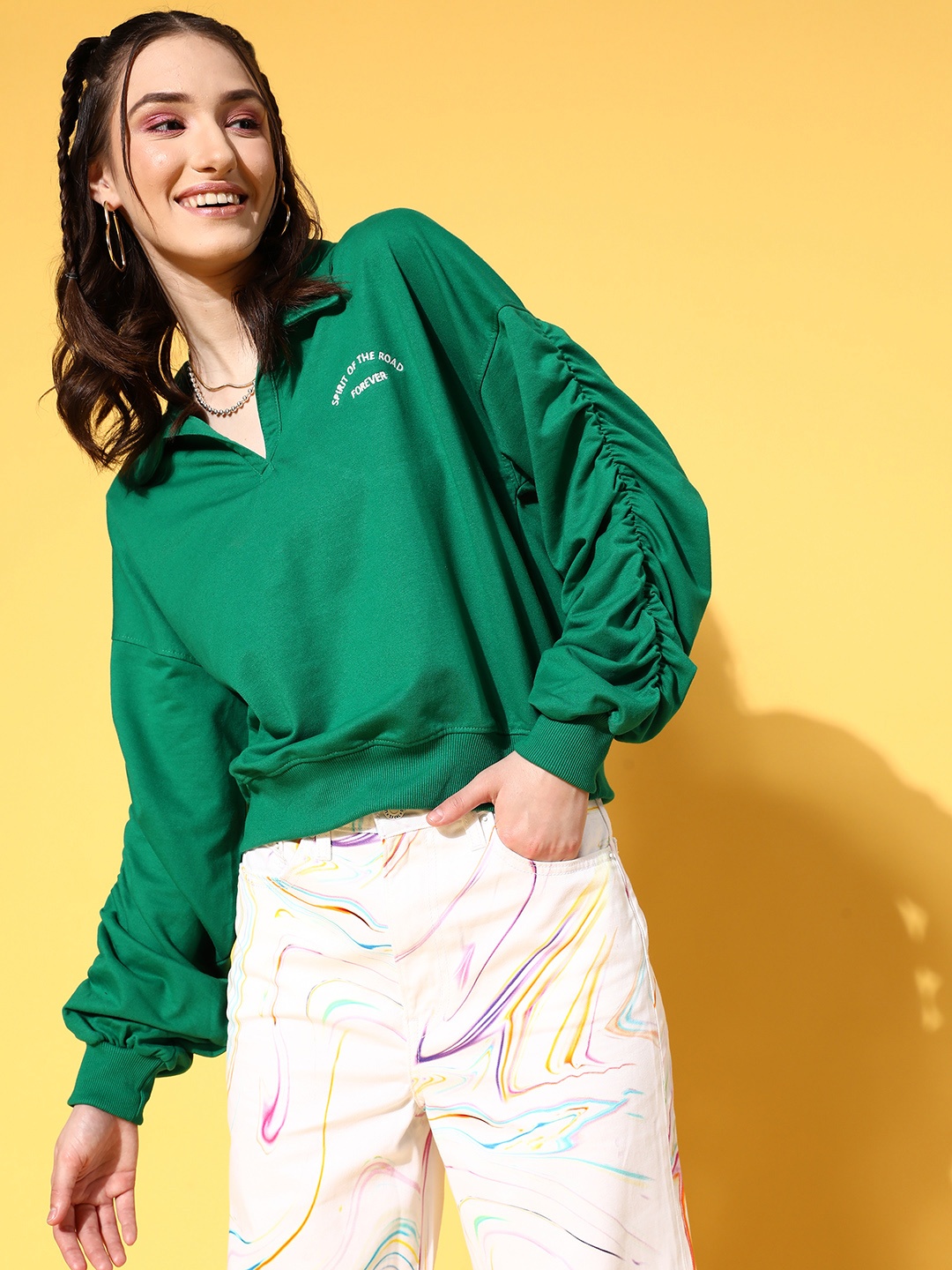 

Roadster Women Beautiful Green Solid Pattern Play Sweatshirt