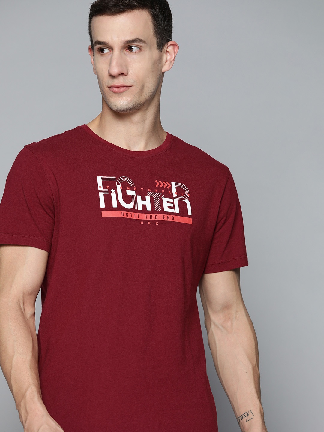 

HRX By Hrithik Roshan Lifestyle Men Maroon Bio-Wash Typography Tshirts