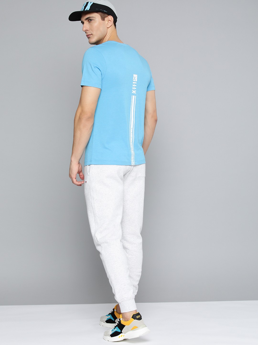

HRX By Hrithik Roshan Lifestyle Men Blue Mel Bio-Wash Brand Carrier Tshirts