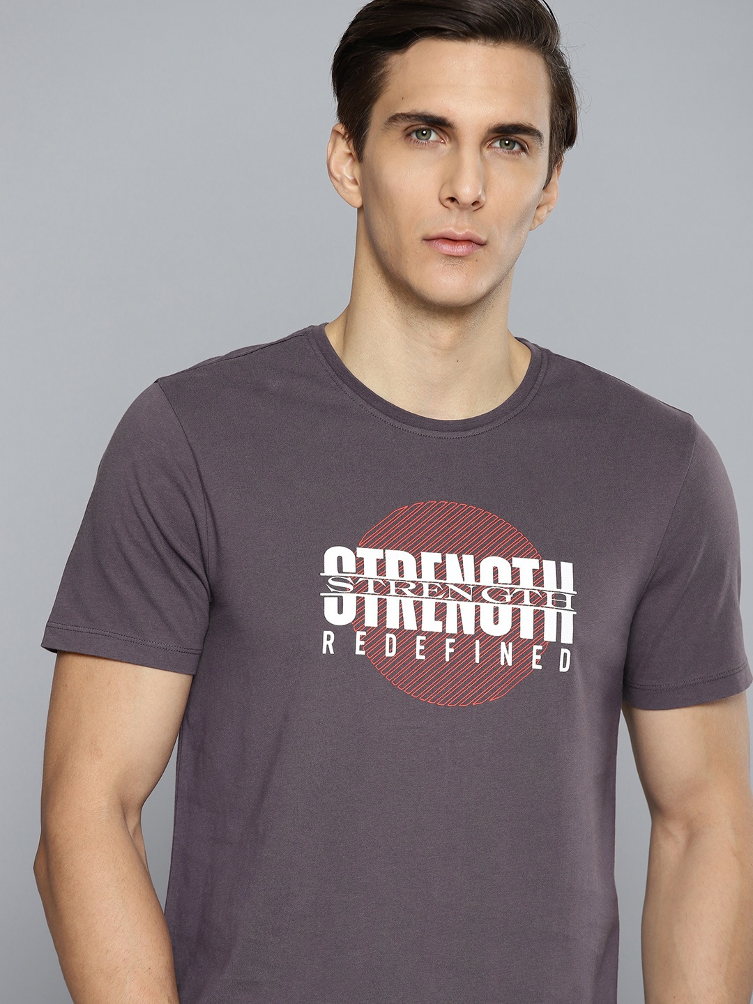 

HRX By Hrithik Roshan Lifestyle Men Grey Bio-Wash Typography Pure Cotton T-shirt