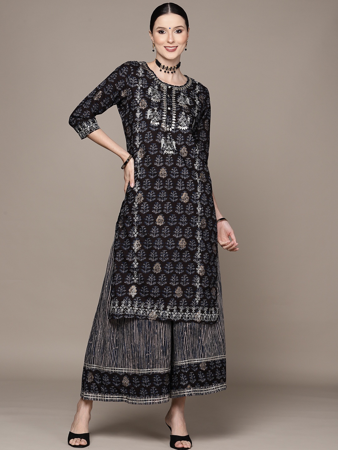 

Ishin Black Printed Gotta Patti Pure Cotton Kurta with Palazzos
