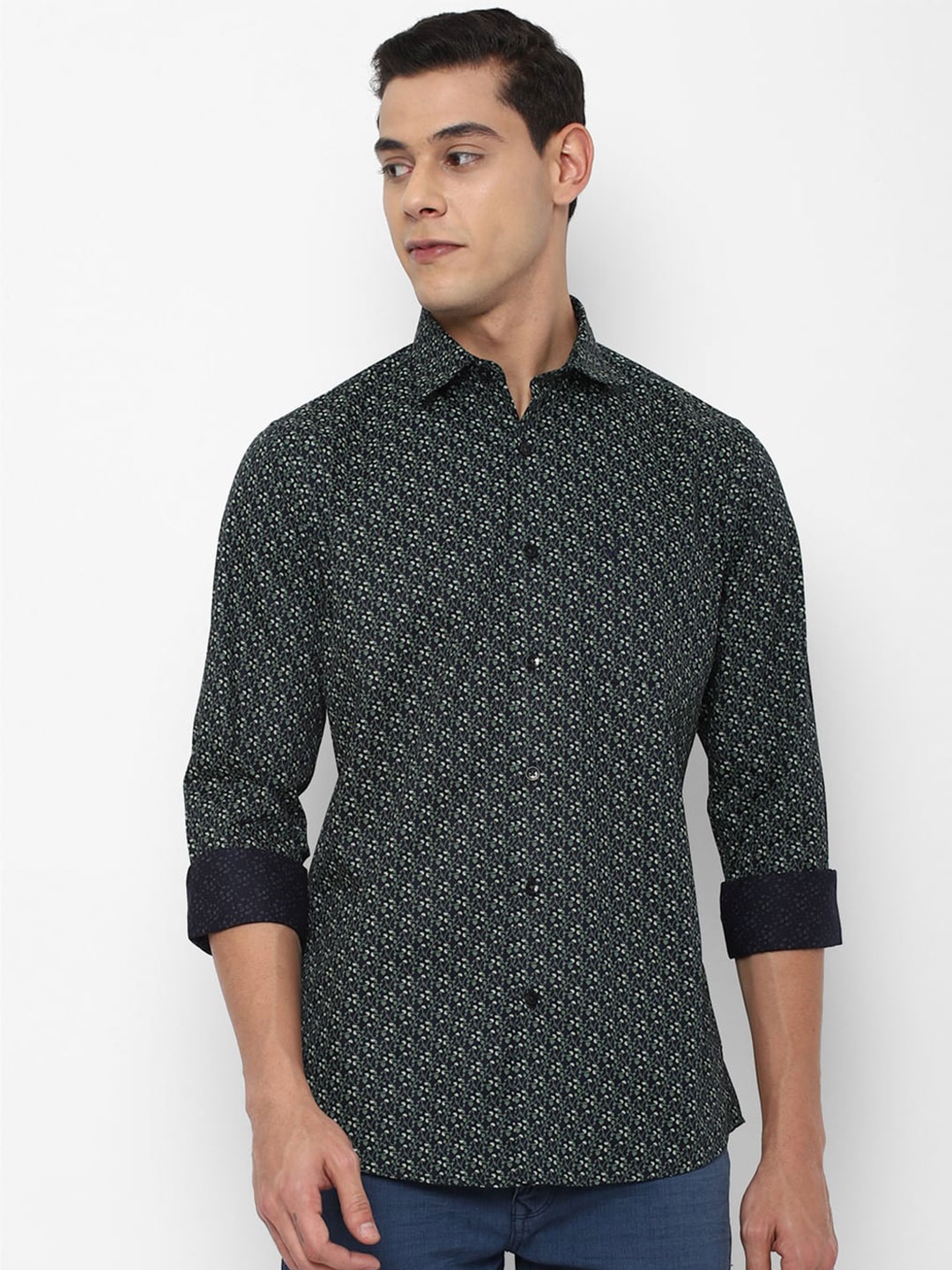 

Allen Solly Men Green Slim Fit Micro Ditsy Printed Casual Shirt