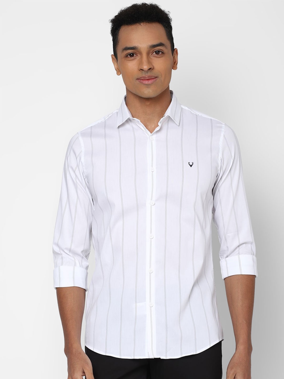 

Allen Solly Men White Slim Fit Striped Casual Shirt