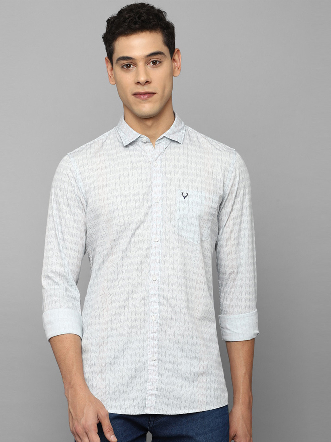 

Allen Solly Sport Men White Small Geometric Print Casual Shirt