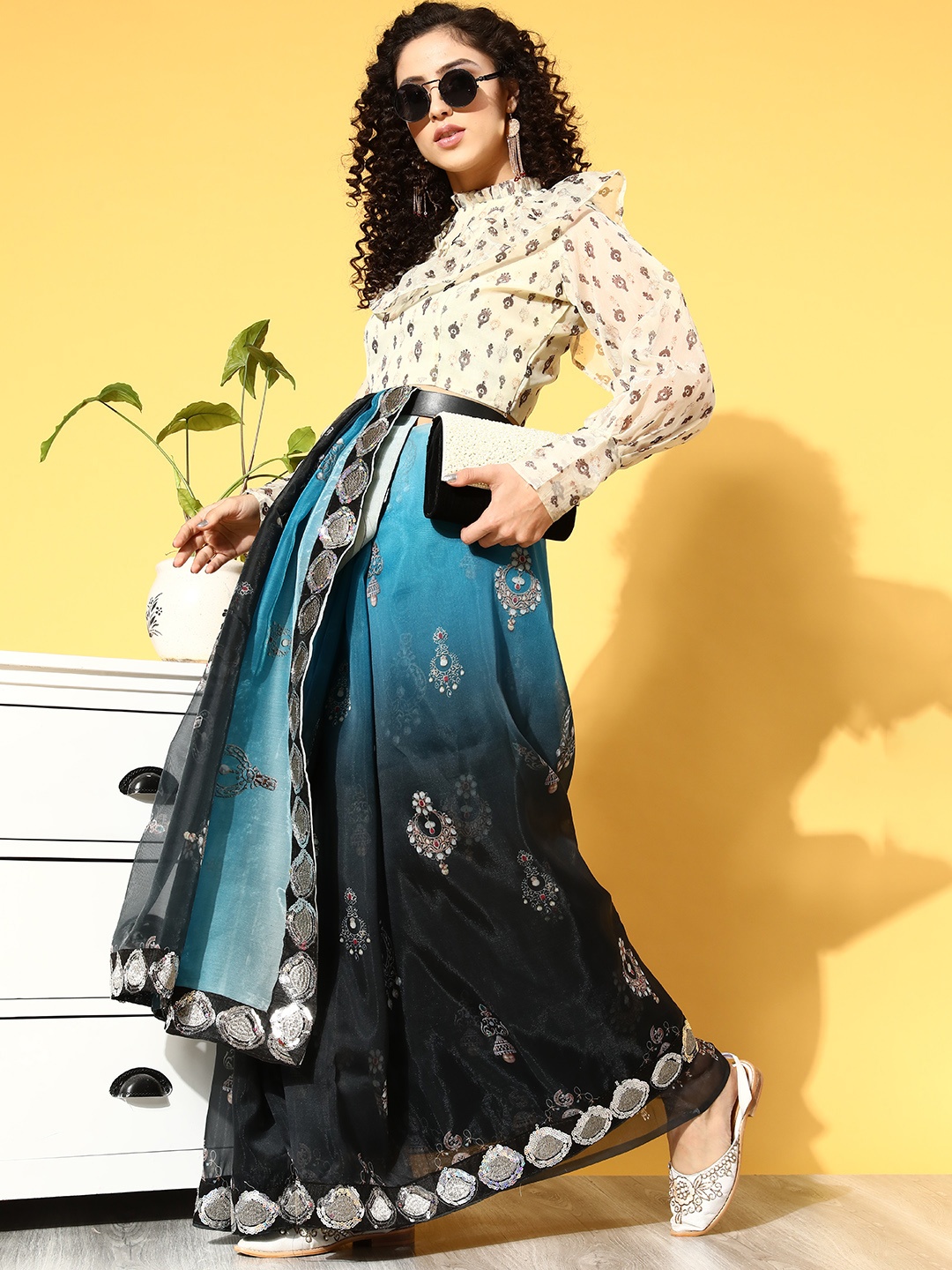 

HERE&NOW Floral Saree with Embellished Border, Teal