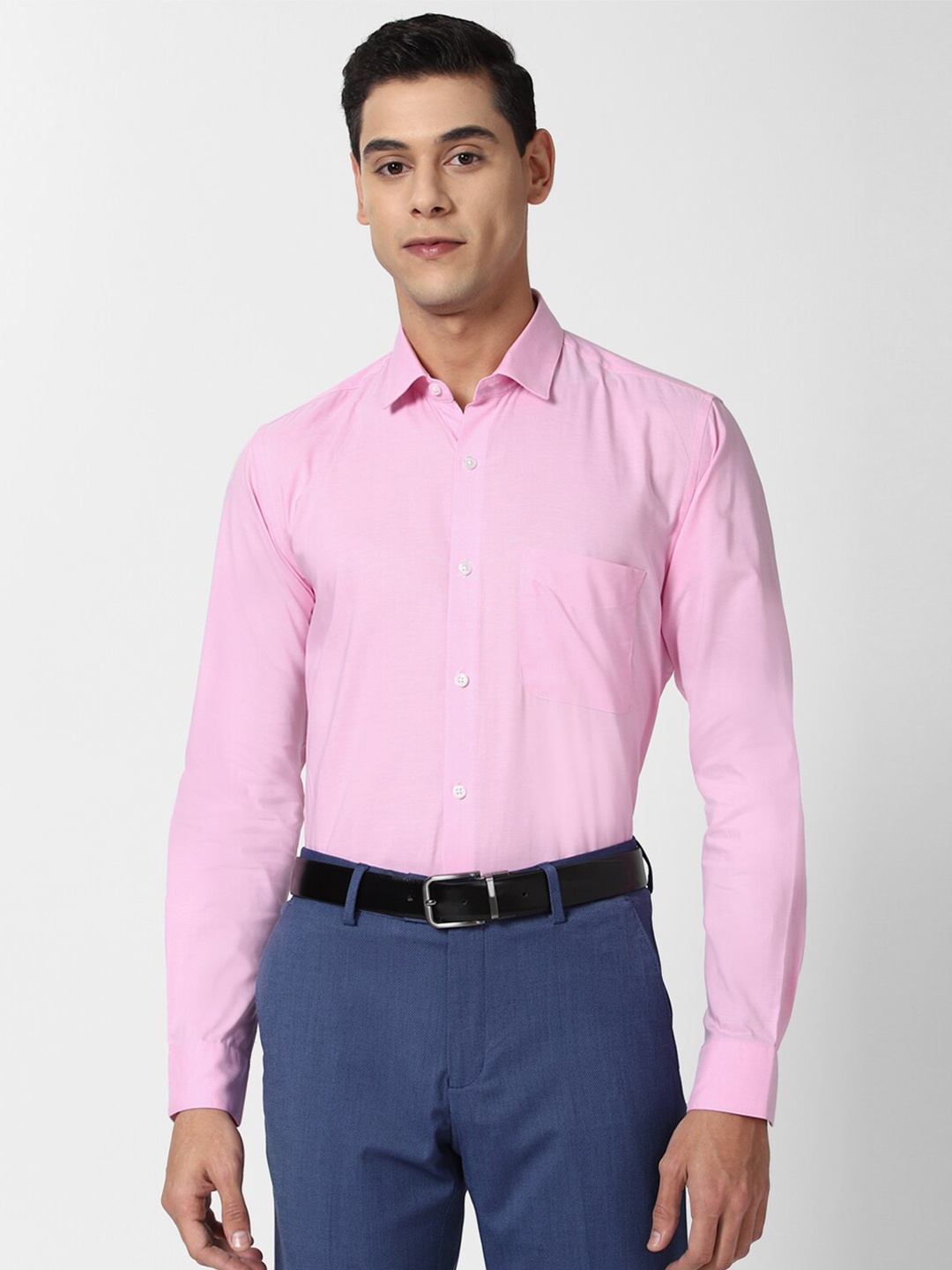 

Peter England Men Pink Solid Formal Shirt