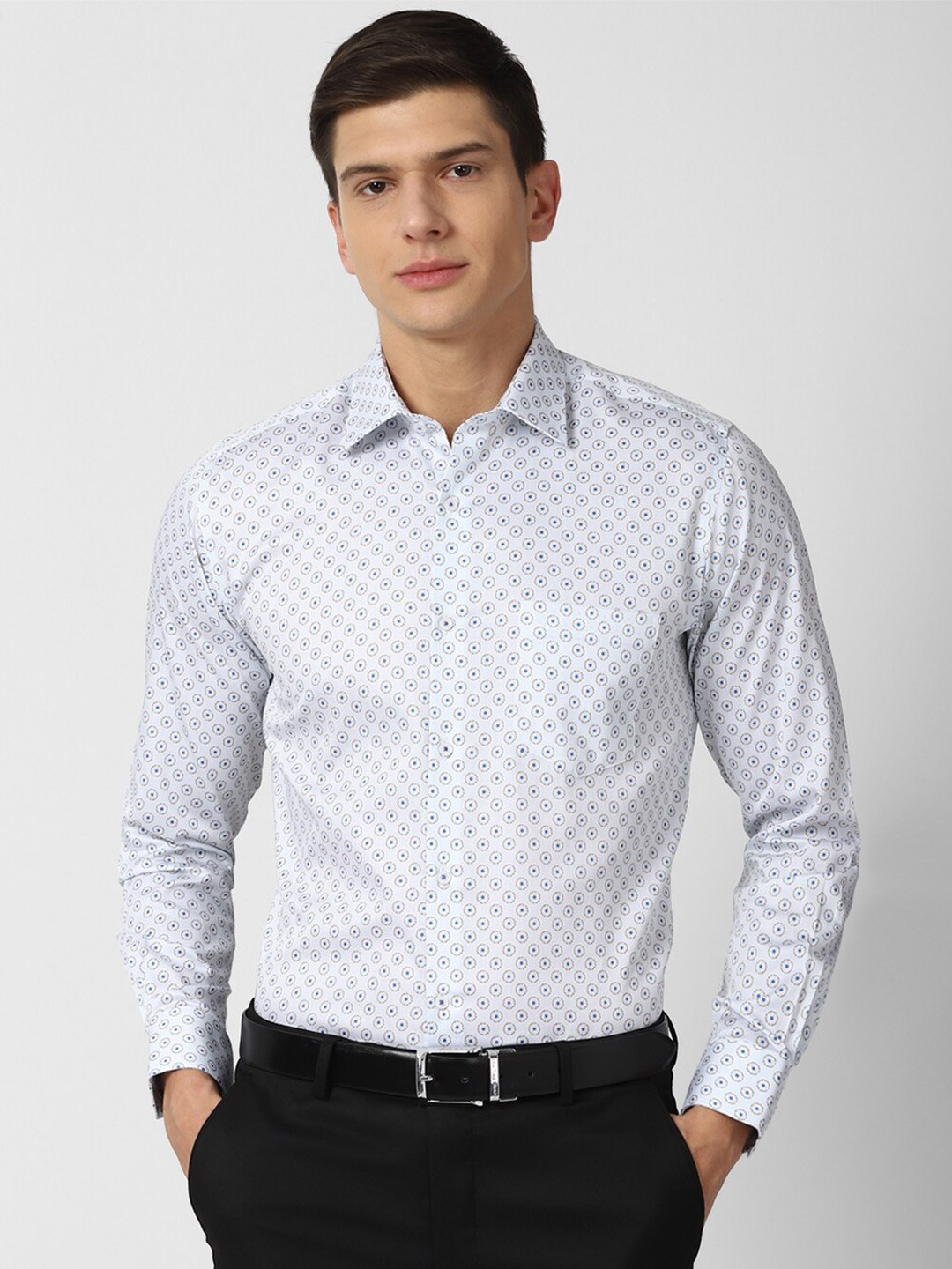 

Van Heusen Men White & Blue Printed Formal Shirt