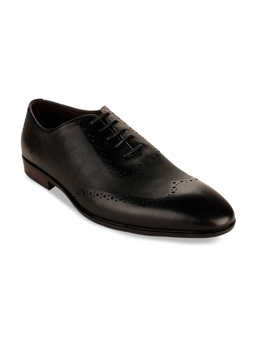 

Regal Men Black Textured Leather Formal Brogues