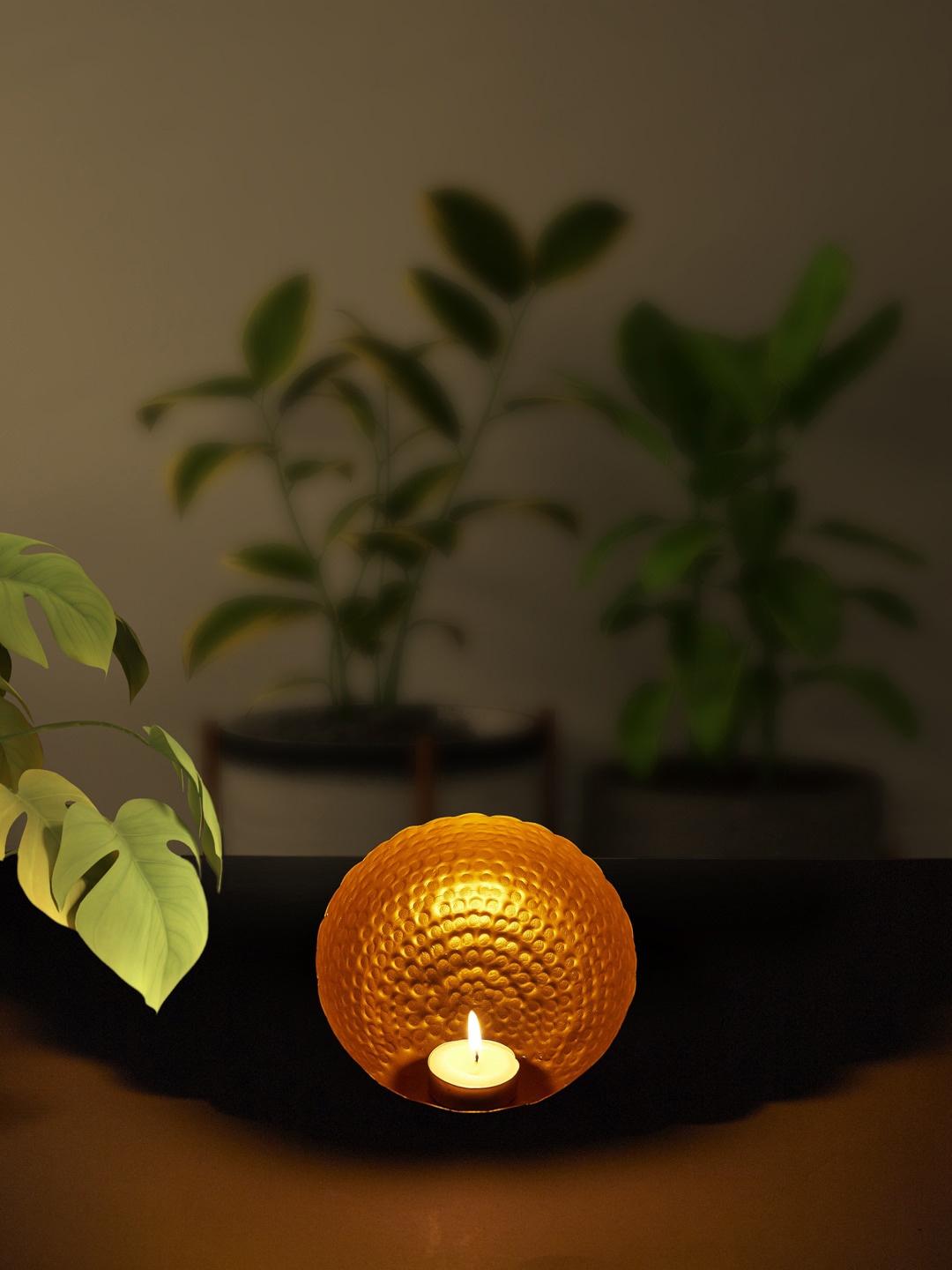 

Living scapes by Pantaloons Gold Solid Candle Holders