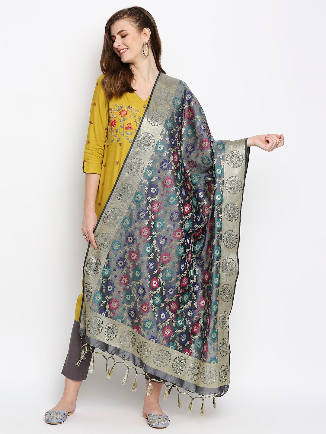 

Dupatta Bazaar Grey & Pink Woven Design Dupatta