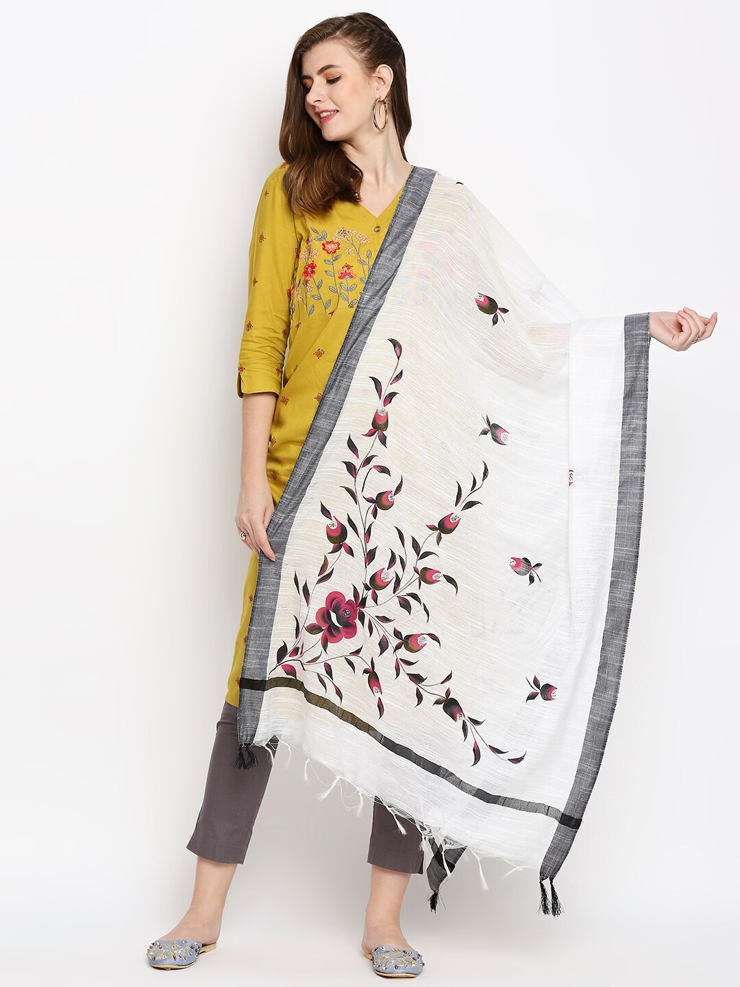 

Dupatta Bazaar White & Grey Printed Cotton Silk Dupatta