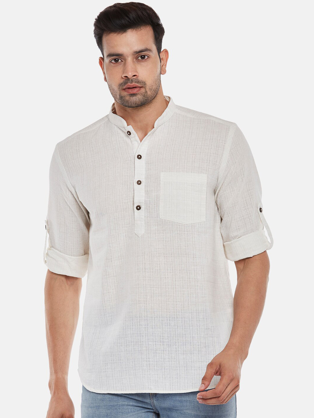 

indus route by Pantaloons Men Off White Dobby Cotton Kurta