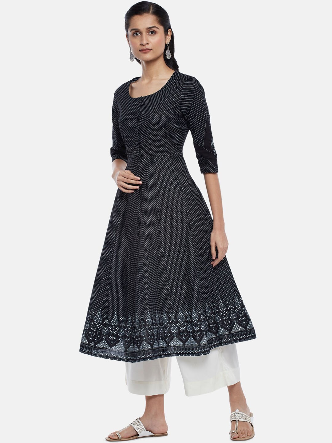 

RANGMANCH BY PANTALOONS Women Black Geometric Printed Anarkali Kurta