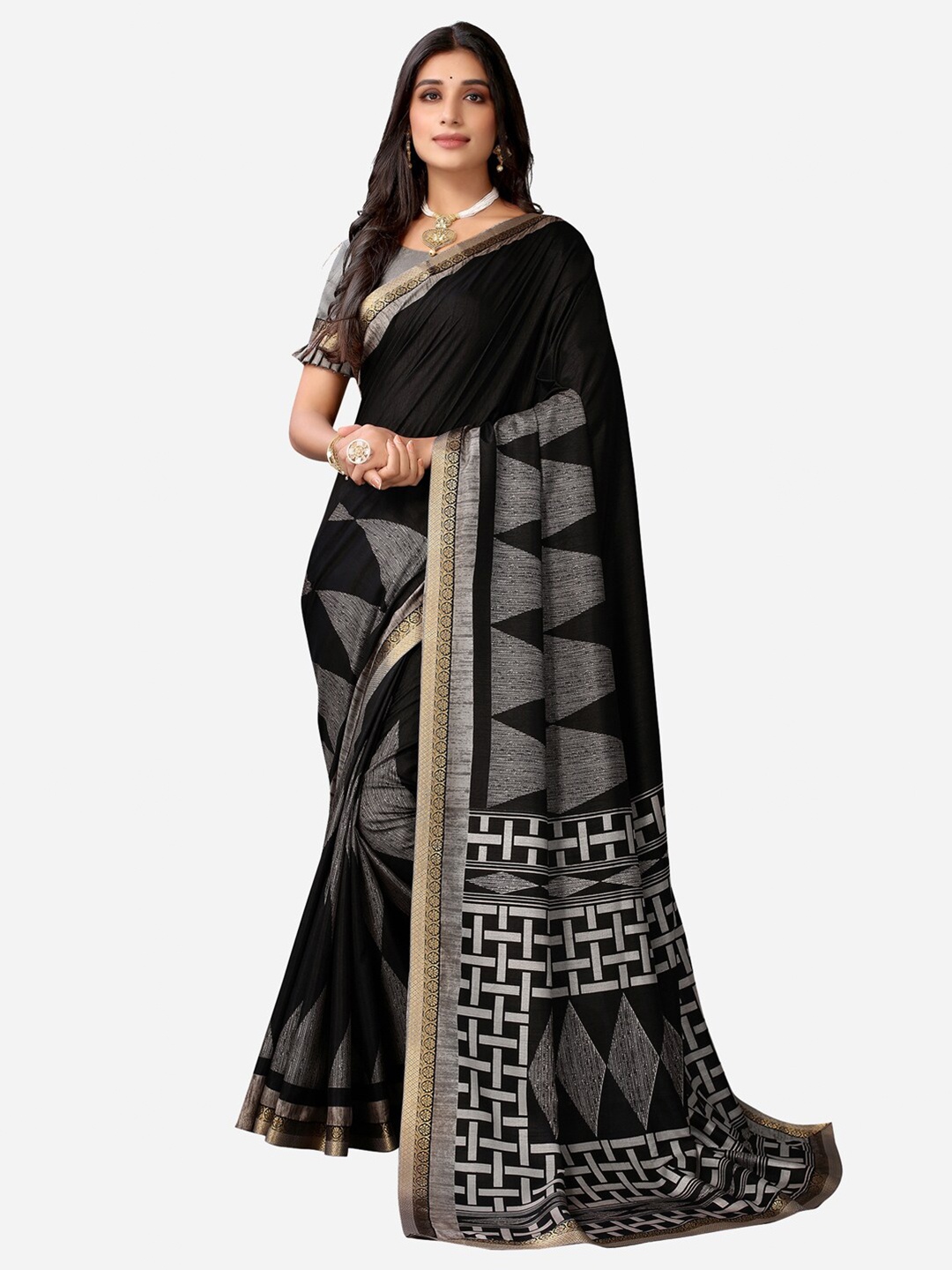 

Satrani Black & Grey Geometric Printed Saree