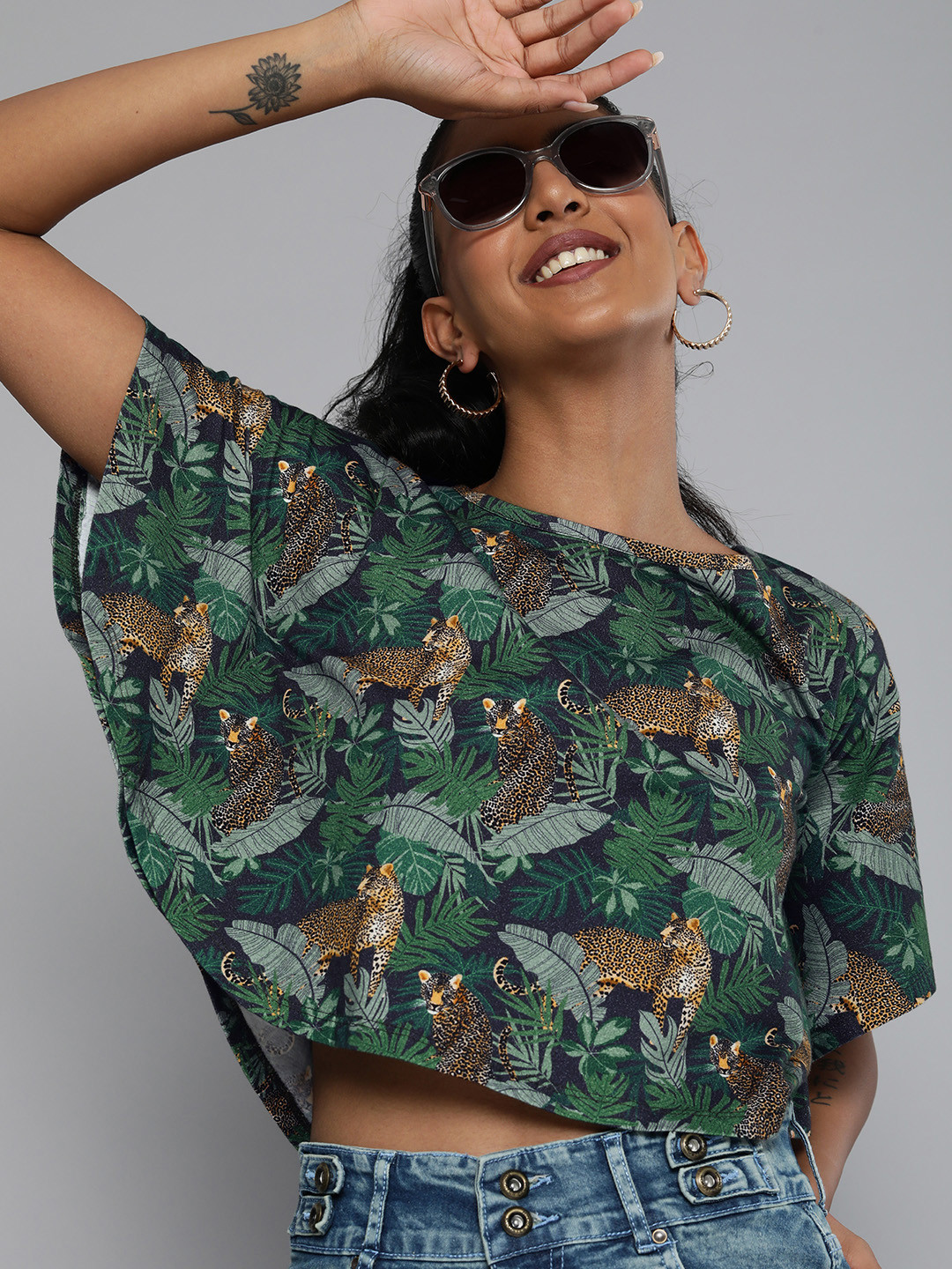 

HERE&NOW Women Green & Mustard Yellow Animal Print Kimono-Sleeve Crop Top
