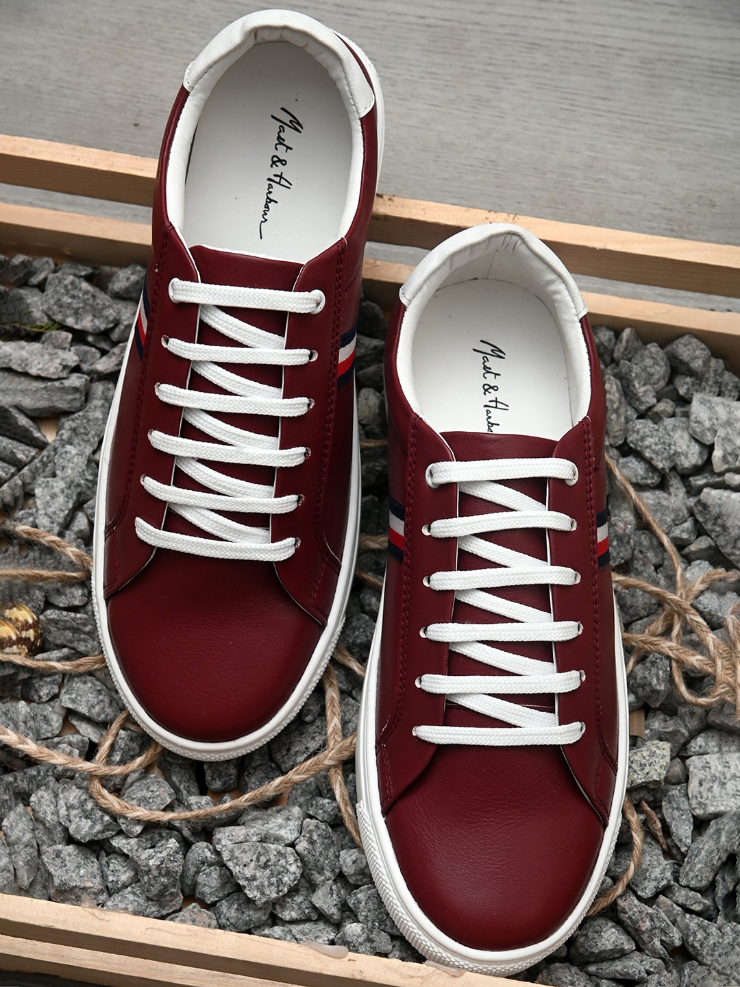 

Mast & Harbour Men Maroon Solid Sneakers