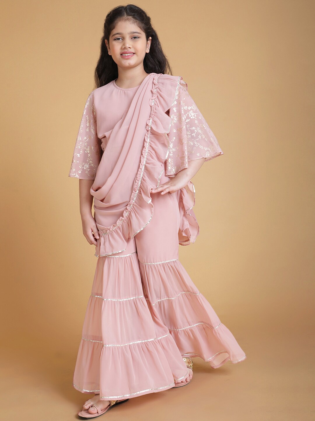

titliyan Peach-Coloured Embellished Saree