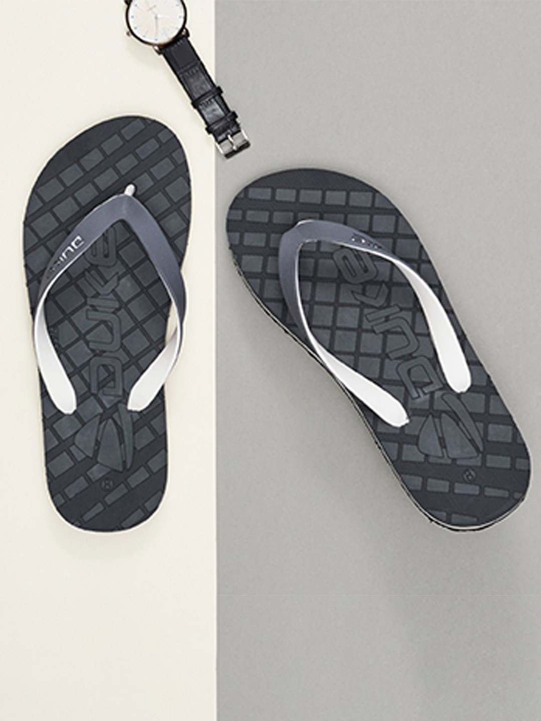 

Duke Men Grey Rubber Printed Thong Flip-Flops