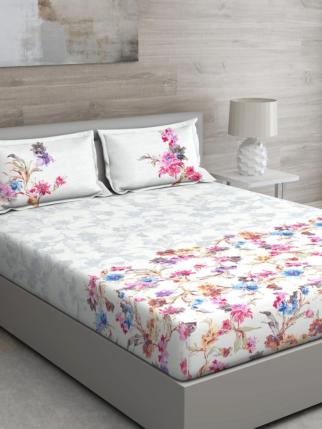 

GM Pink & Blue Floral 150 TC Queen Bedsheet with 2 Pillow Covers