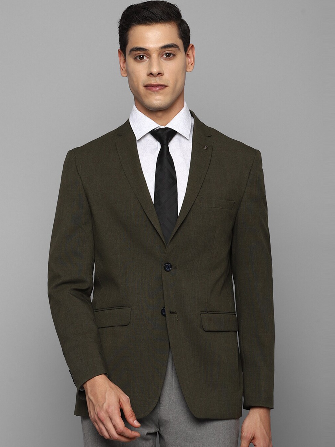 

Allen Solly Men Olive Solid Single-Breasted Slim-Fit Formal Blazers