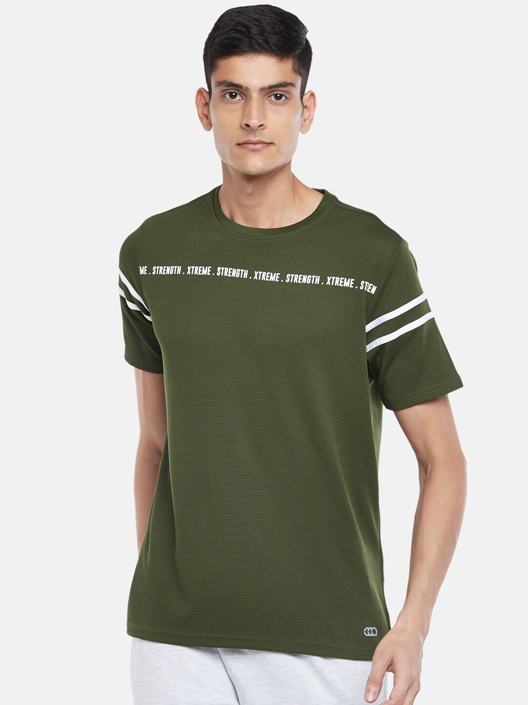 

Ajile by Pantaloons Men Olive Green Typography Slim Fit Outdoor T-shirt