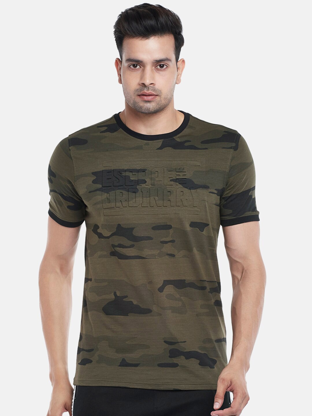 

Ajile by Pantaloons Men Olive Green Camouflage Printed Slim Fit T-shirt