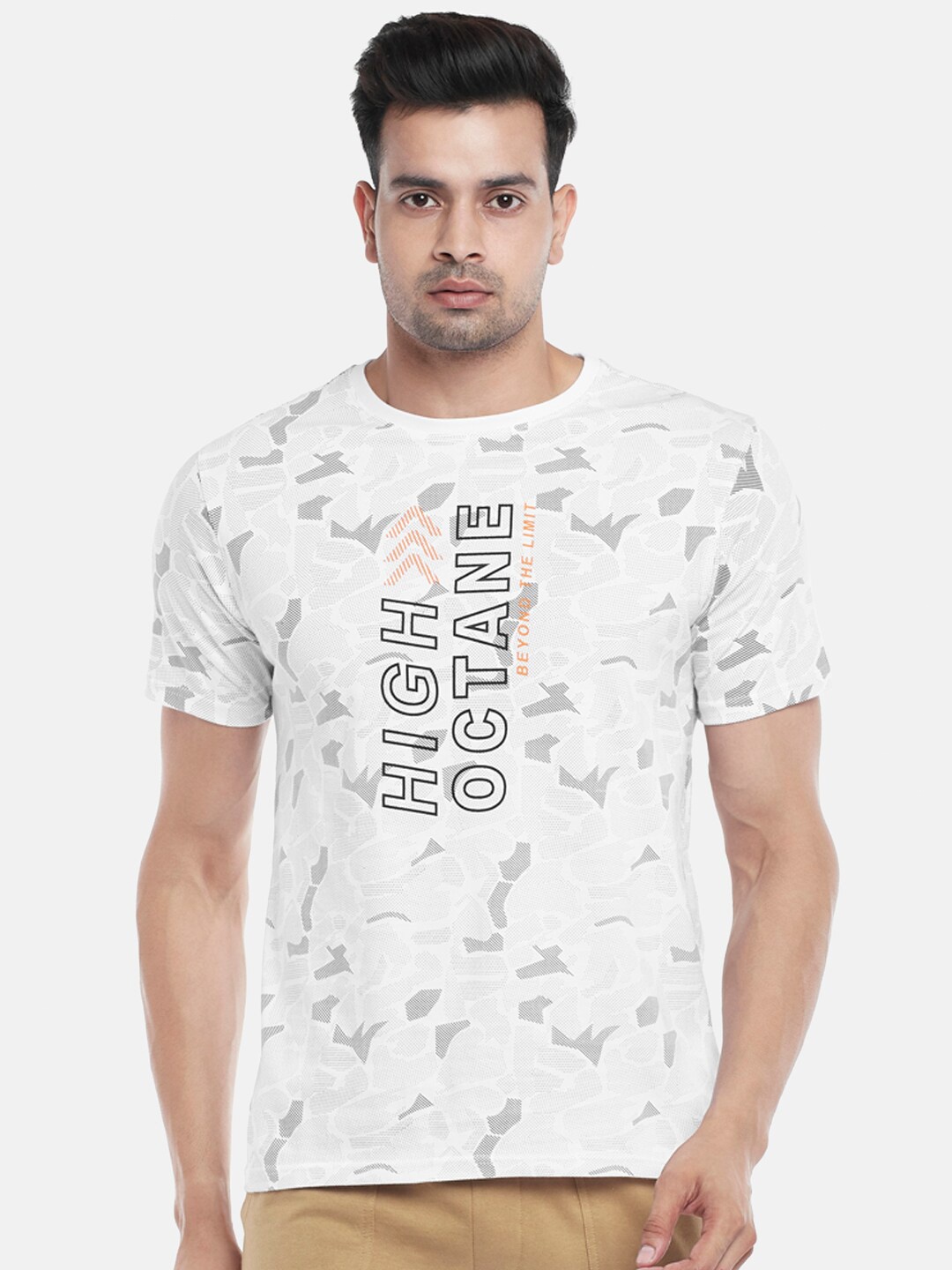 

Ajile by Pantaloons Men White Camouflage Printed Slim Fit Cotton T-shirt